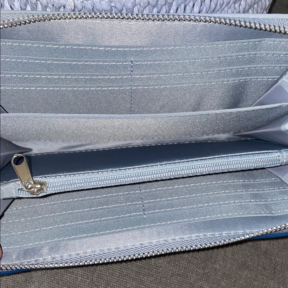 LC Lauren Conrad Light Blue Woven Crossbody Bag with wallet - Picture 5 of 6